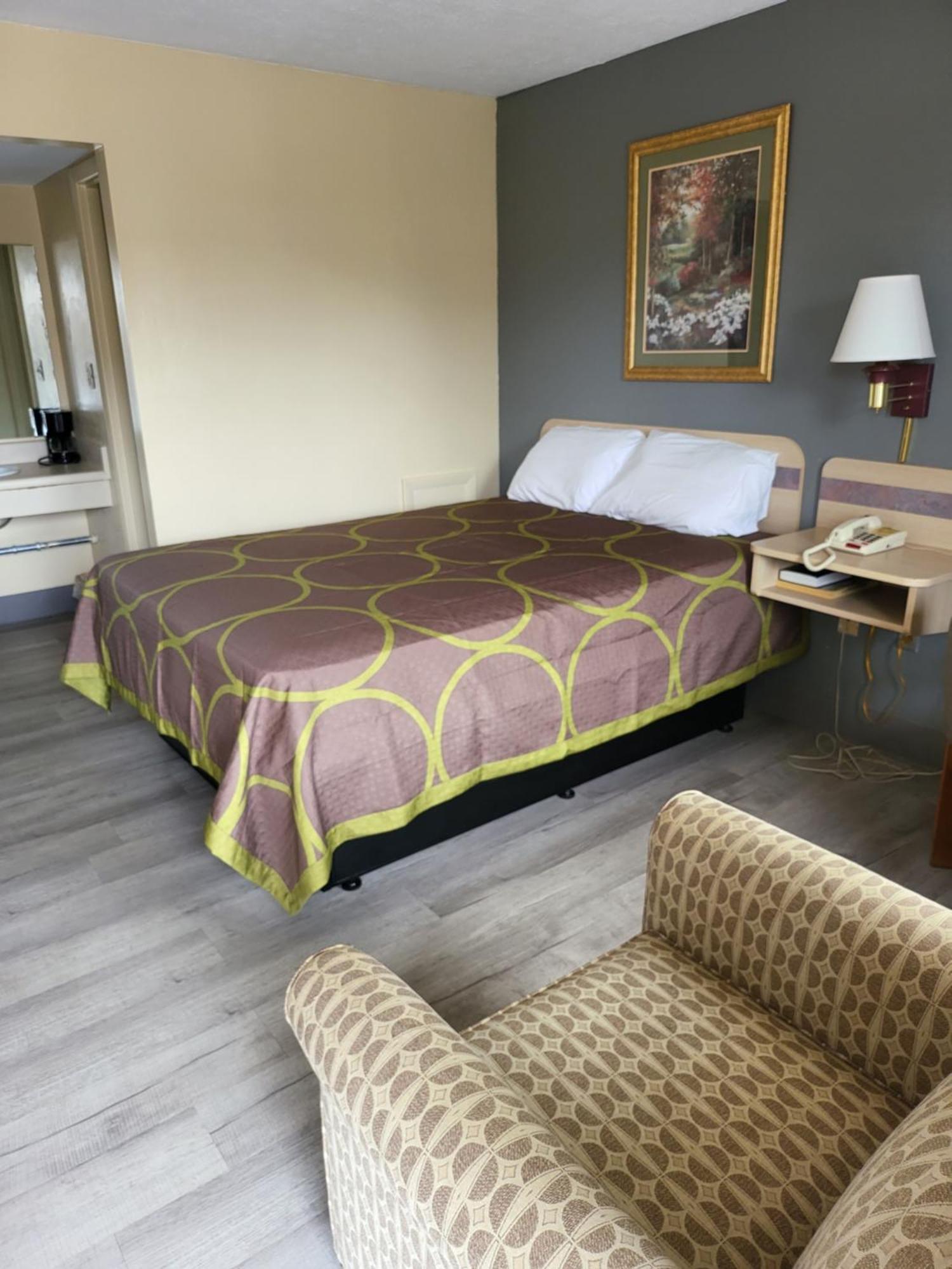 Budget Host Inn Bristol Dış mekan fotoğraf